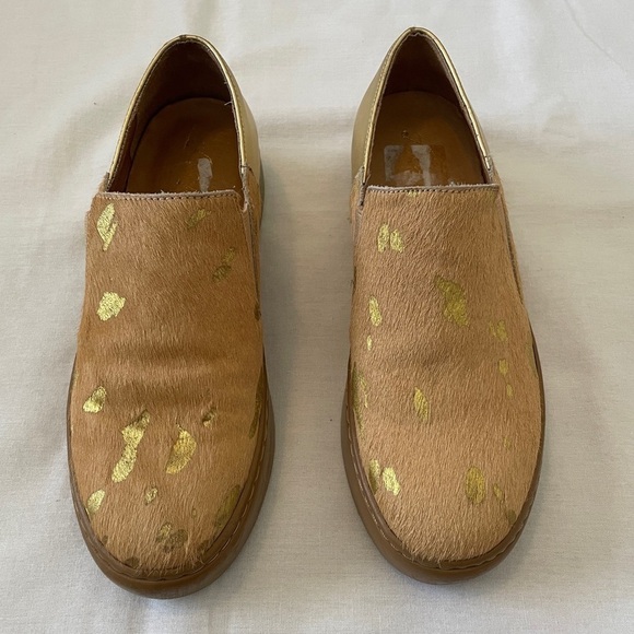 Free People 36 (US 6) Varsity Slip On Flats ~ Gold & Tan Calf Hair Shoes Casual - Picture 3 of 10